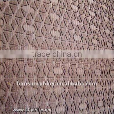 black stable rubber mat