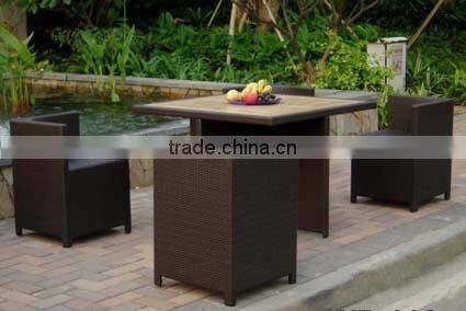 Rattan Furniture Wooden Dining Table Set
