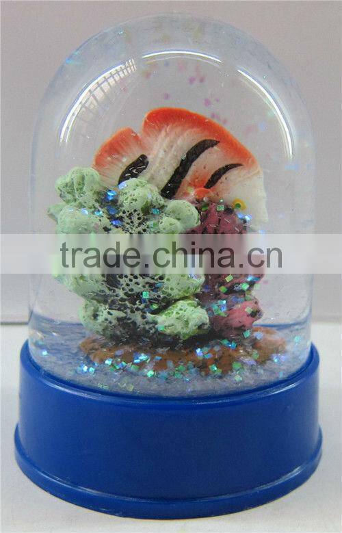 Plastic sea world goldfish snow globes