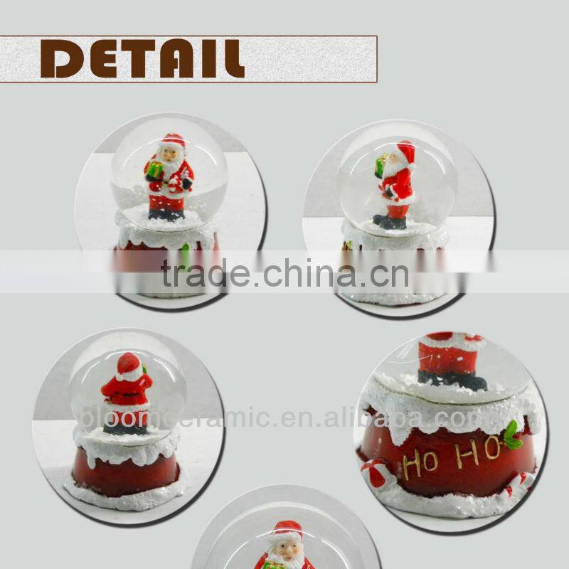 Wholesale cheap resin water globe