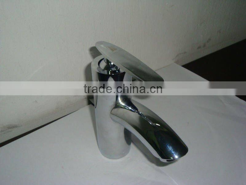 Hot! New Basin Faucet brass inner core,plastic outer tube