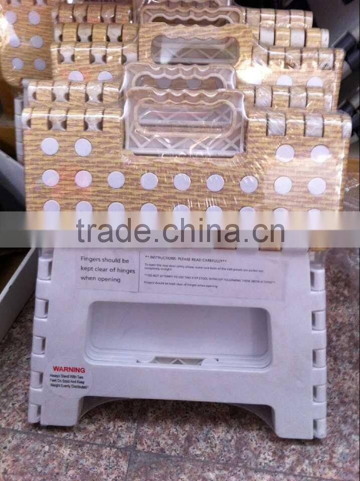 Popular sturdy plastic folding step stool in kitchen