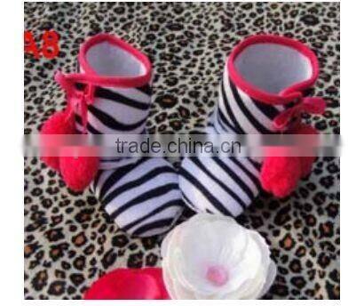 2016 new design high quality boutique soft baby sole shoes