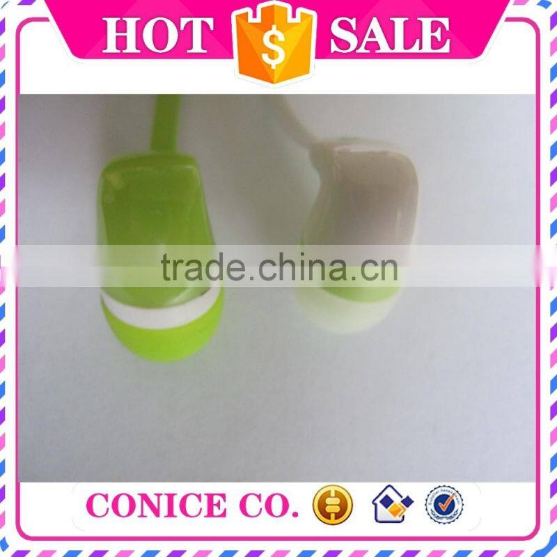 cheap promotion green and white colorful silicone micro earphone with rubber cover