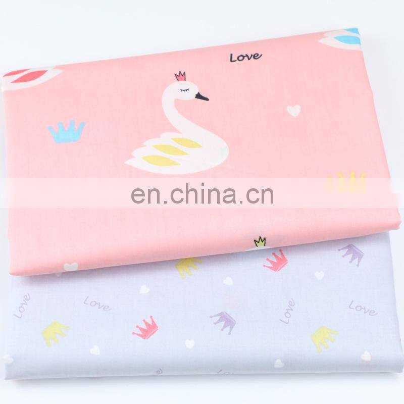 Cartoon big white goose little crown printing cloth kindergarten all cotton children quilt cover three-piece fabric