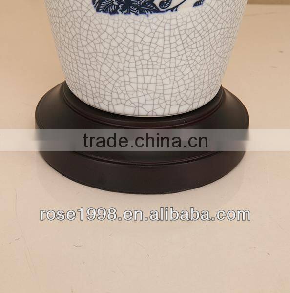 classic crackle finishing table lamp