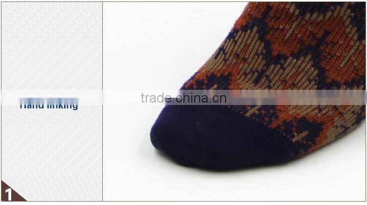 Custom man smart wool socks hand knitted wool socks