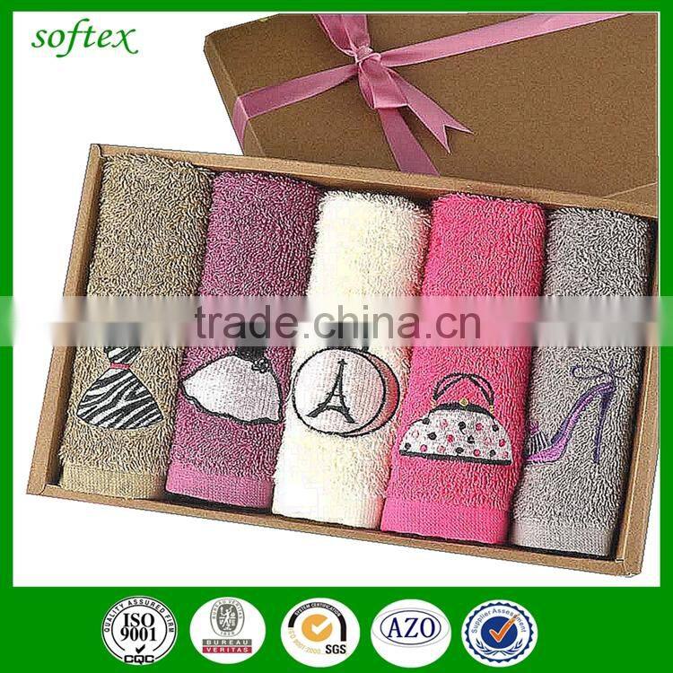 embroiery set in gift packing towel