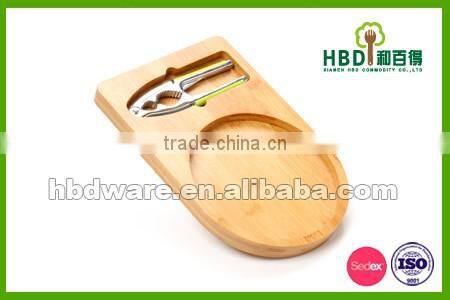 Hot selling wooden nutcracker with tray set for sale