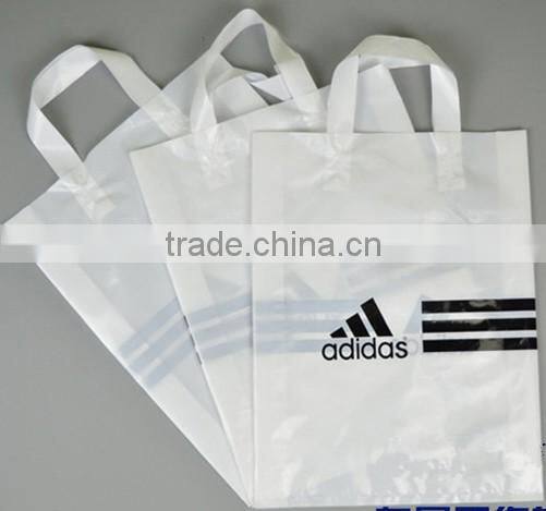 Customized logo plastic clothes bags with handle