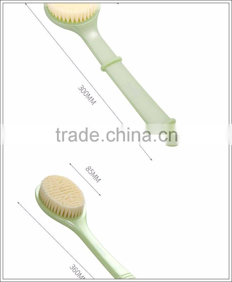 bath and body brushes