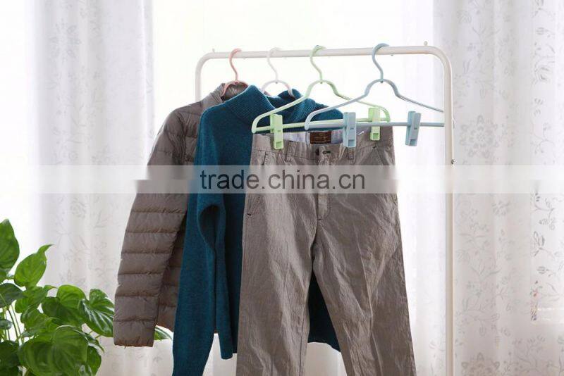 Wind-proof and professional pants hanger hook rack