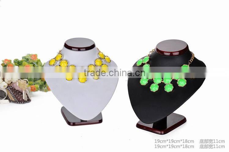 Wholesale jewelry display neck stand leather 18cm tall