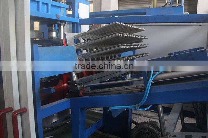 PP Rectangular Container Cover Thermoforming Machine With Stacker