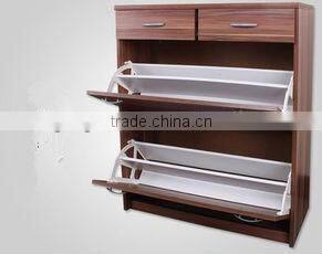 Slim rotary dump shoe