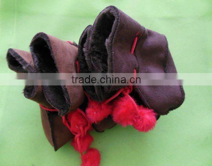 baby winter shoes with plush balls