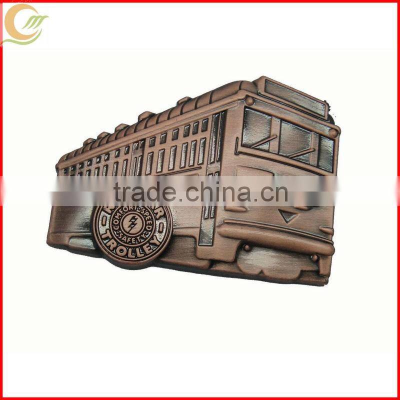 Zinc alloy antique bronze plating 3D custom uae badge with pin