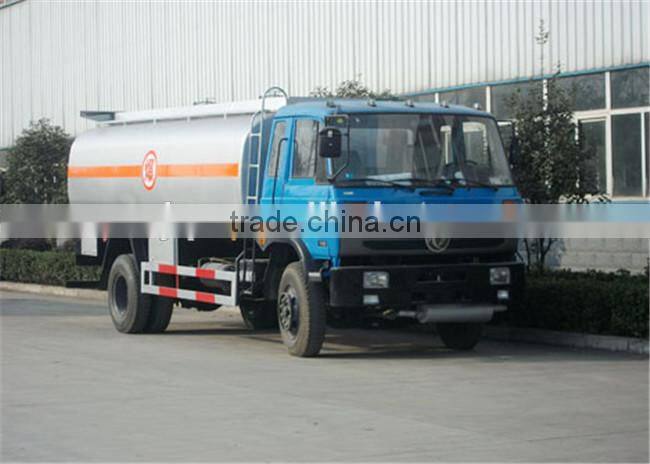 Dongfeng 2 axles oil truck capacity fuel tank truck for sale in Russia
