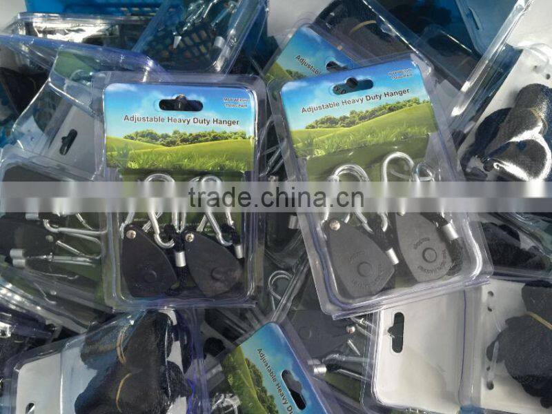 1/8" Reflector Hanger c/w Metal Gear & Metal Crimps on Rope