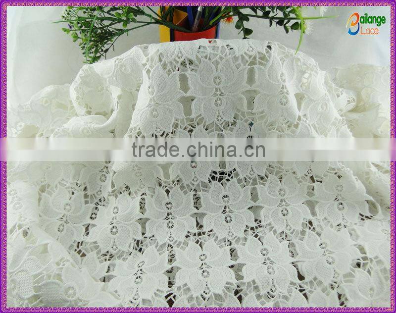 2014 hot selling white bridal embroidered tulle lace fabric