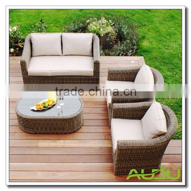 Outdoor Corner Lounge in Half Round Wicker