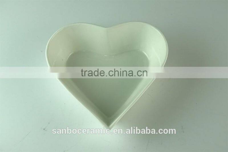 Bulk Stock white porcelain heart shape ceramic porcelain fruit plate salad plate for dinner