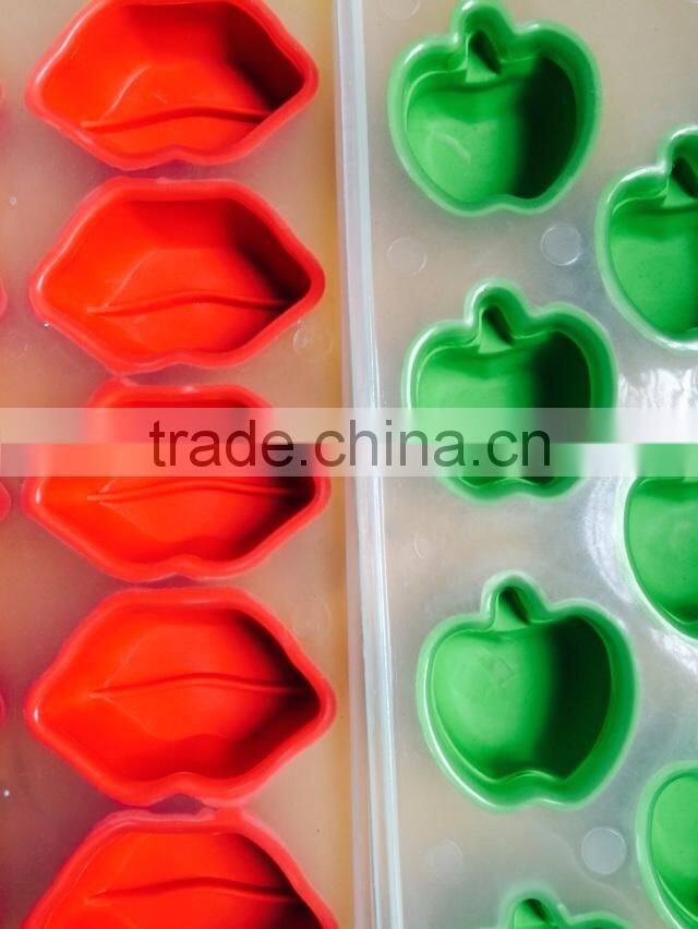 2015 fruit design food safety Factory wholeseler 12 holes Silicone Ice Tray