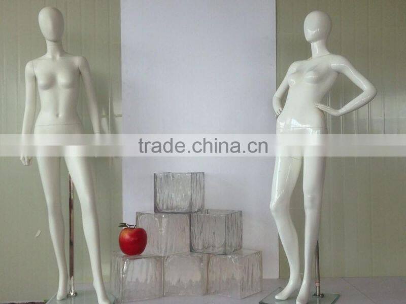 Window Display Props Marketing Promotional Special Clear Resin Ice Cubes