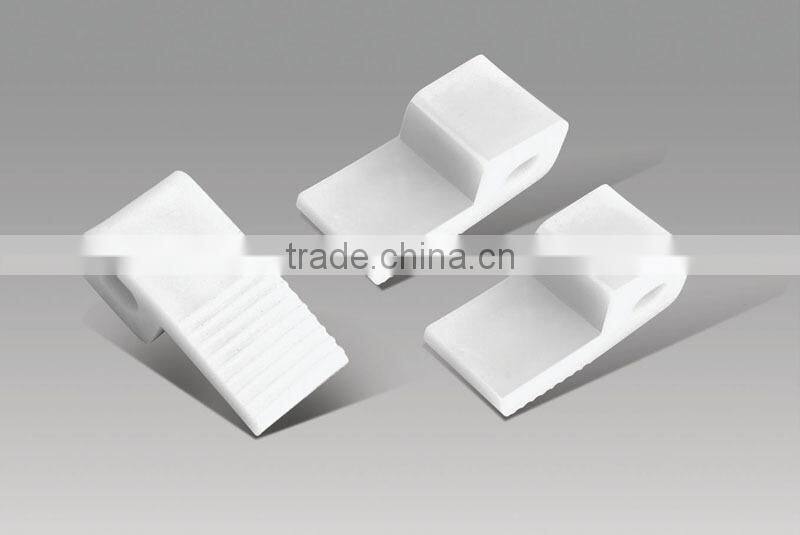 Good quality 4-hole spring clip