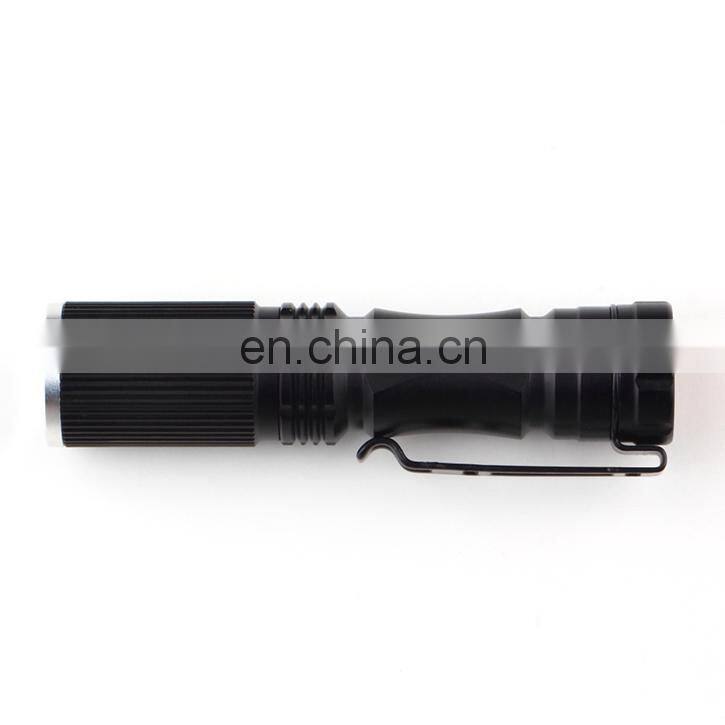LED 600 Lumen Zoomable Focus 7W Q5 Mini Torch Flashlight Water Resistant LED Rechargeable Flashlight