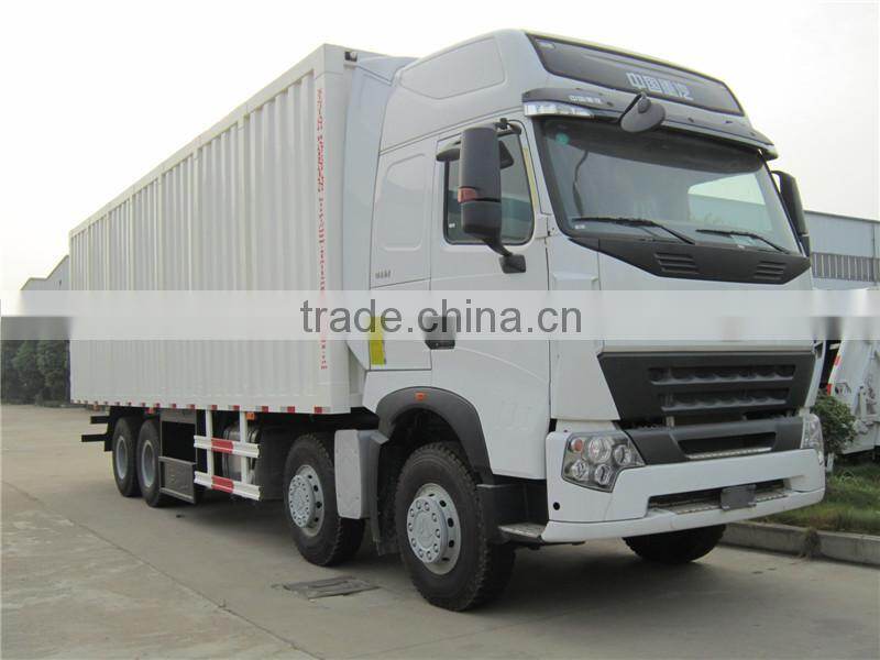30ton Howo A7 box body truck