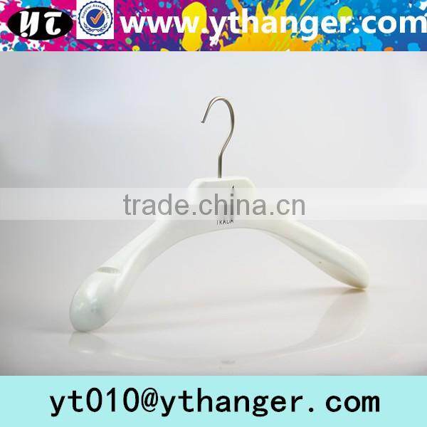 YY0526 manufactory custom fancy white wooden coat hanger