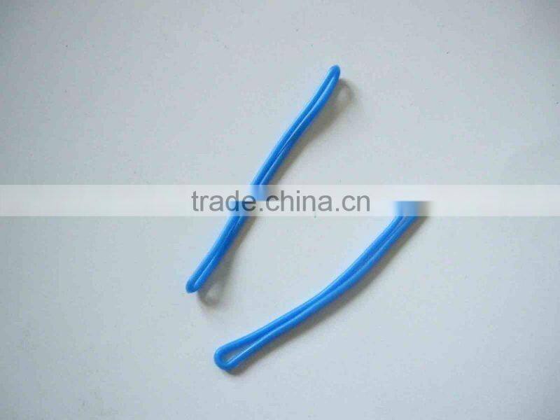 personalized maroon plastic loops (M-LP036)