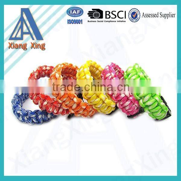 2016 popular top sell fire flint whistle and blade compass paracord survival bracelet