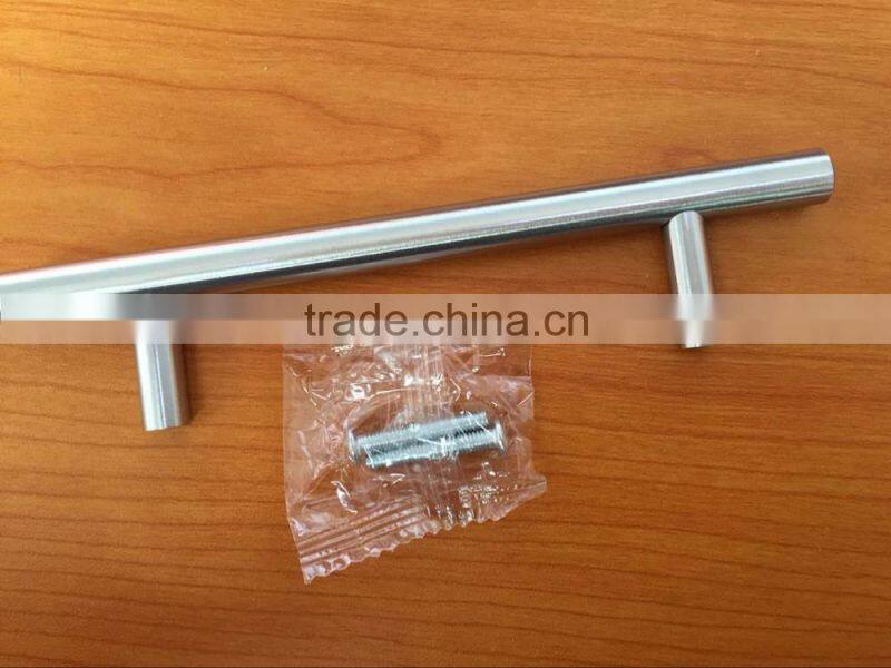Hot sale wardrobe pull handle Kitchen Cabinet Parts finger pull handle