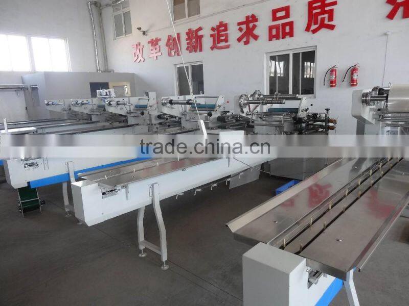 Full- Automatic Horizontal Bread, Snow Cake Flow Packing/ Packaging Machine with Servo Motor