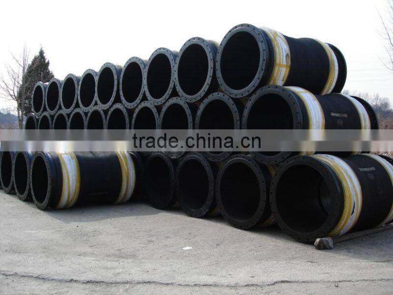 Flexible dredge hose with flange end