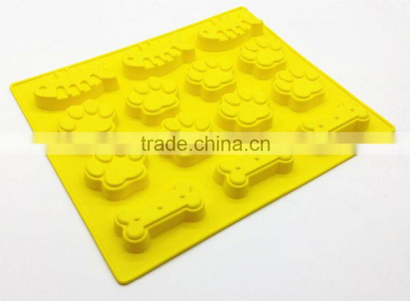 BPA free FDA food grade fish pawprint dog bone pastry cake silicon baking tray