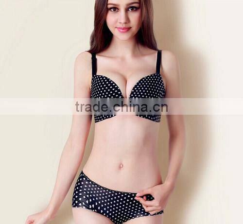 Hot selling 2015 sexy bra and panty new design under bar set