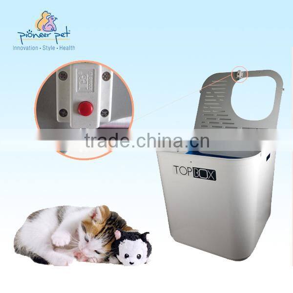 Superior odor protection Cat Hooded litter box