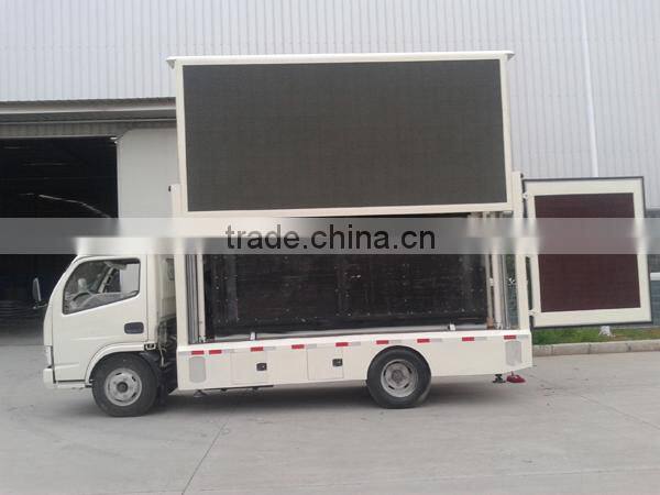 factory sale Euro4 diesel 95hp 4x2 two side mobile led truck