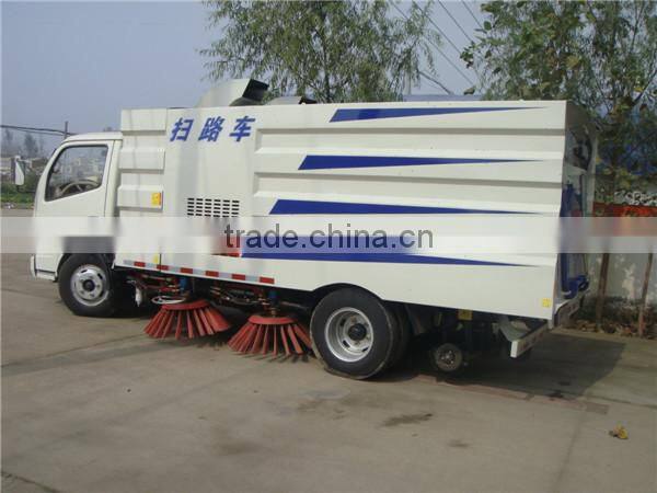 Euro 4 dongfeng 4x2 diesel 95hp new small street sweeper