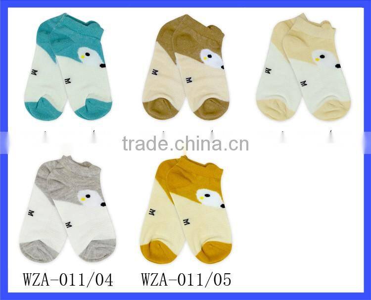 fall winter quality wholesale baby cartoon knitted animal head socks
