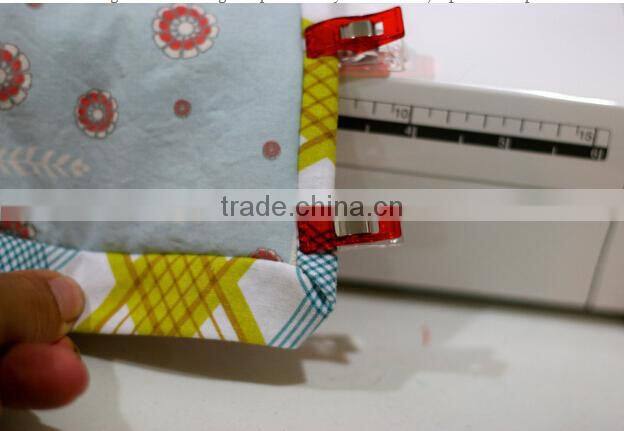 Quilt wonder clips with jar packing