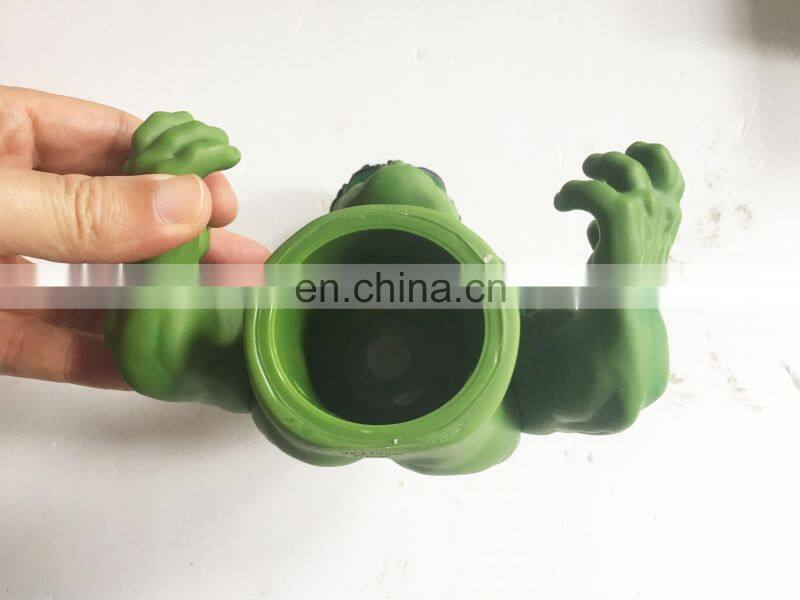 Sanfu JL1137 3D Hulk Drag Decoration Suitable for all car models Avengers Hulk