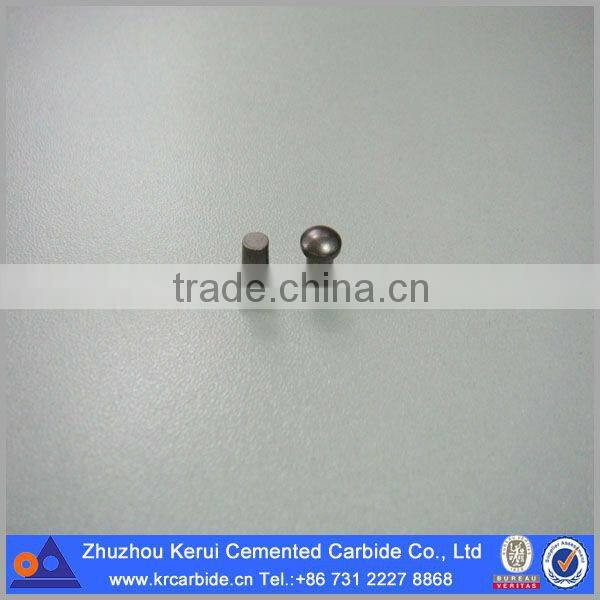 Hard alloy studded winter horseshoes