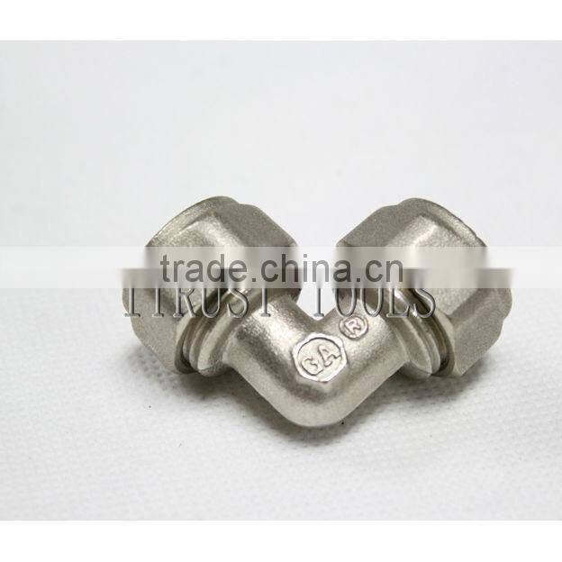 Brass Connector for Right angle ripe