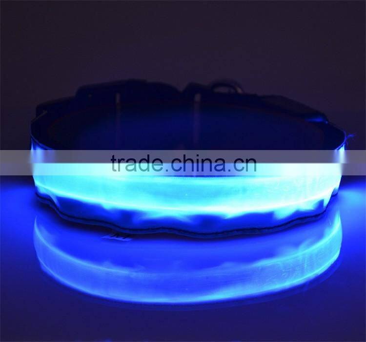 LED Nylon Pet Dog Collar Night Safety LED Light-up Flashing Glow In The Dark Electric LED Cat & Dog Collar