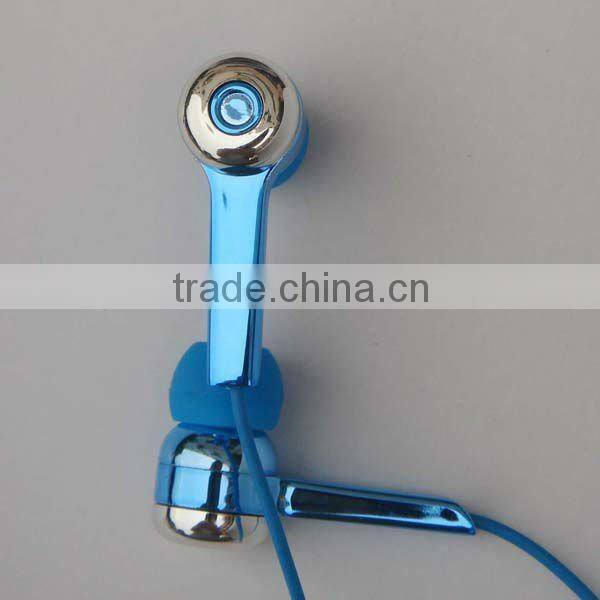 hot new product for 2015 glowing stereo in-ear earphone for mobile pc portable media device