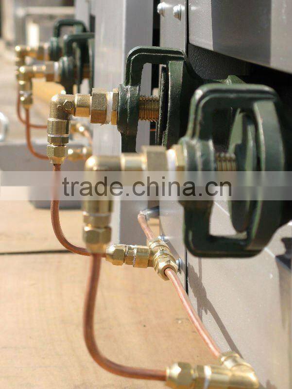 Thermoplastic hydraulic dual melter